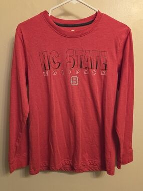 NC State Wolfpack Youth Large Long Sleeve Red Shirt Colosseum Tuffy Mascot Logo